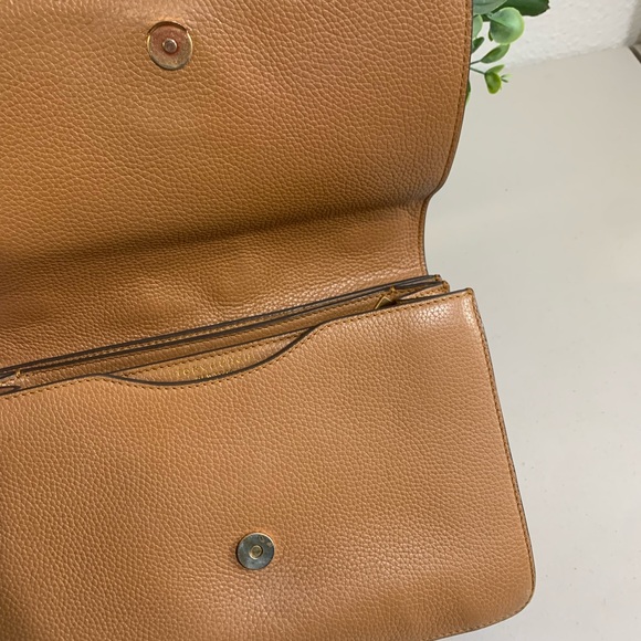 👜💕 Tory Burch Tan Leather Shoulder Bag with wallet - Picture 9 of 15